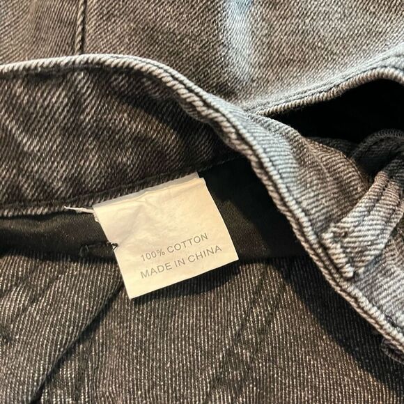 Dissh Black Wash Denim Old School Vintage Cut-Off Jean Shorts Size 14 US 10 - Picture 6 of 6